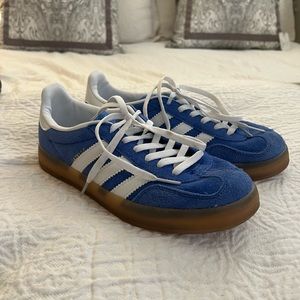 Women’s Adidas Gazelles